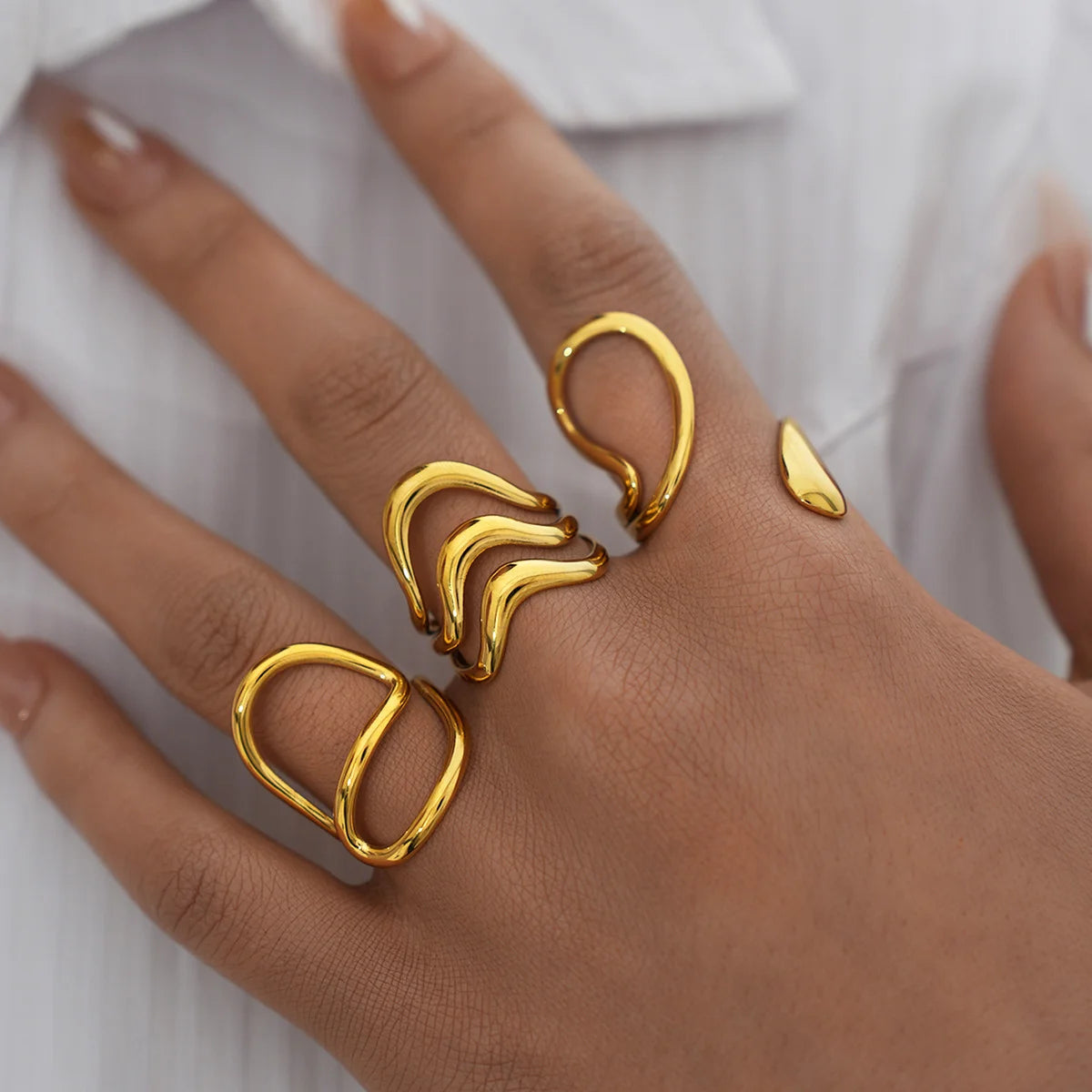 Edelstahl unregelmäßige Wellenringe für Frauen Kreativ Gold Farbe Verstellbarer offener Ring weiblicher Schmuck Punk Rapper Anillos Geschenke