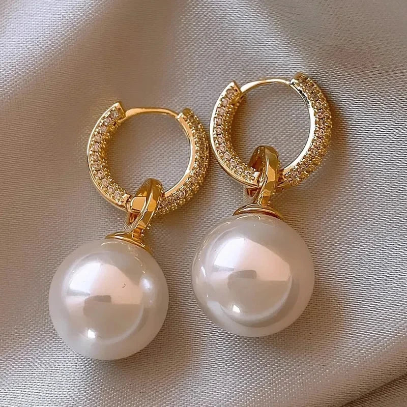 Pendientes de perlas y circonitas bañados en plata para mujer, regalo de fiesta, joyas de banquete de temperamento circular