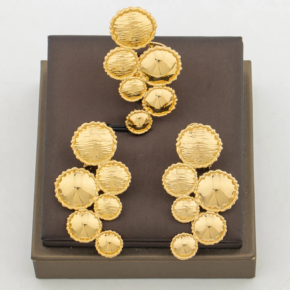 Wunderschöne Ohrringe mit Ring-Set für afrikanische Bräute, 18 Karat Goldfarbe, Clip-Ohrringe und Fingerring, elegante Dubai-Schmuck-Accessoires