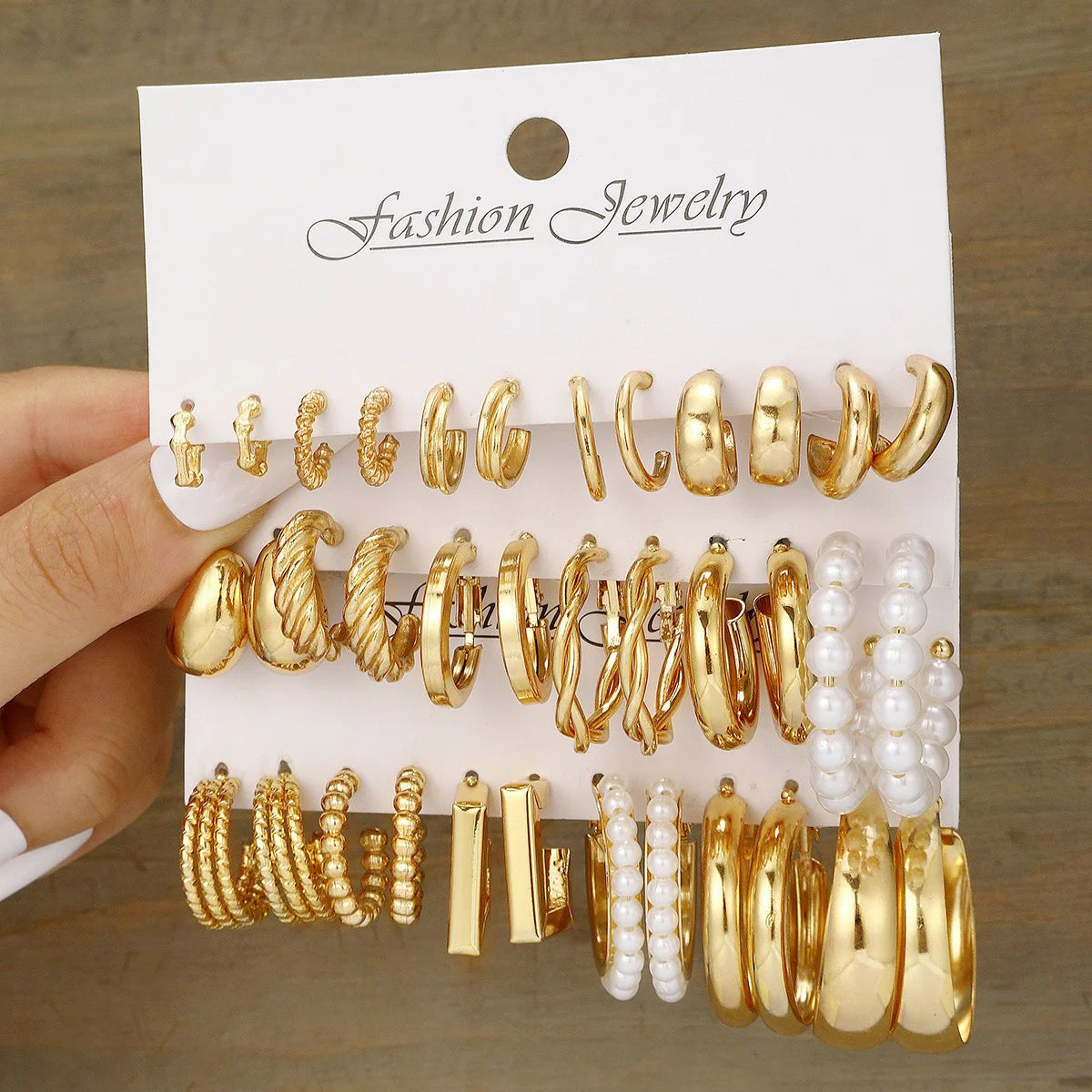 Modische geometrische Creolen Set für Damen Vintage Böhmische Perle Goldfarbe Runde Ohrringe Punk Alltagsschmuck Geschenke 2025