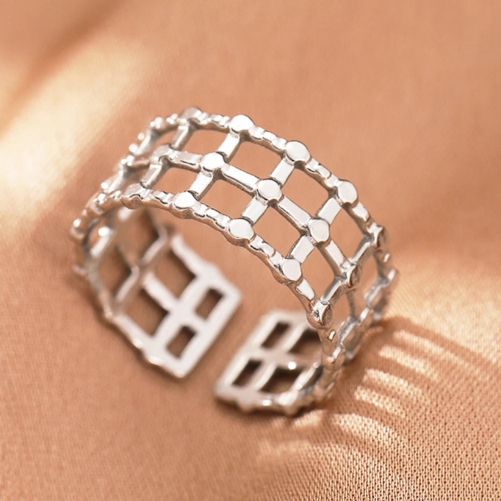 Edelstahlringe Vintage Exquisit Hohl Einstellbare Offene Statement-Ringe Leichte Luxus-Mode-Ringe für Frauen Schmuck Neu