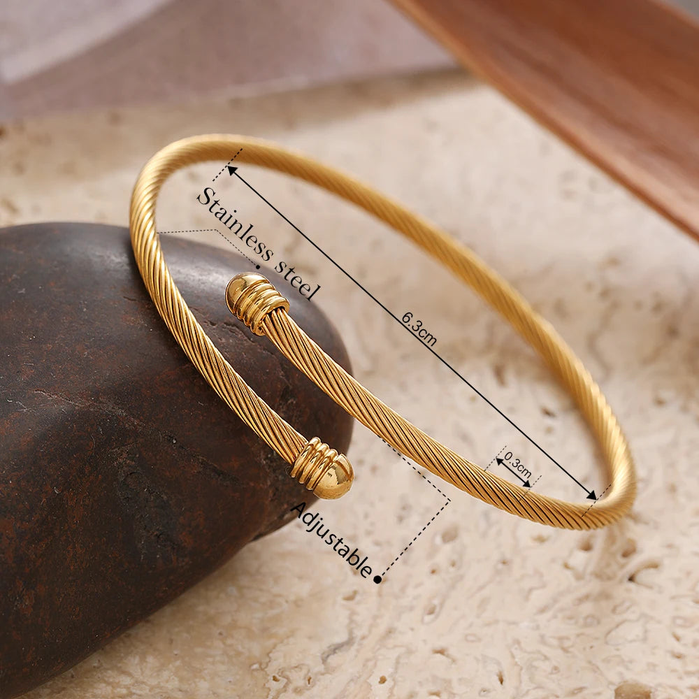 woiwoi Edelstahlarmbänder Vintage Mode Schlichtheit Temperament Abziehbilder Drähte Metallarmband für Damen Schmuck Geschenke