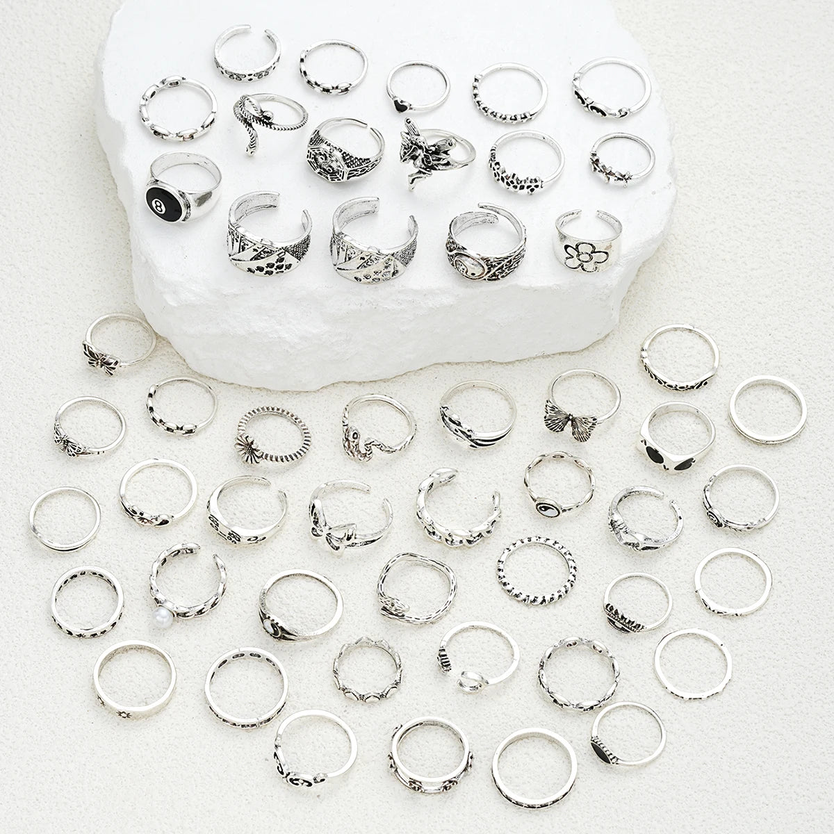51tlg. Gothic Punk Ring Set für Damen Herren Mode Schmetterling Herz Schlange Design Match Ring Alltag Halloween Schmuck Geschenke Neu