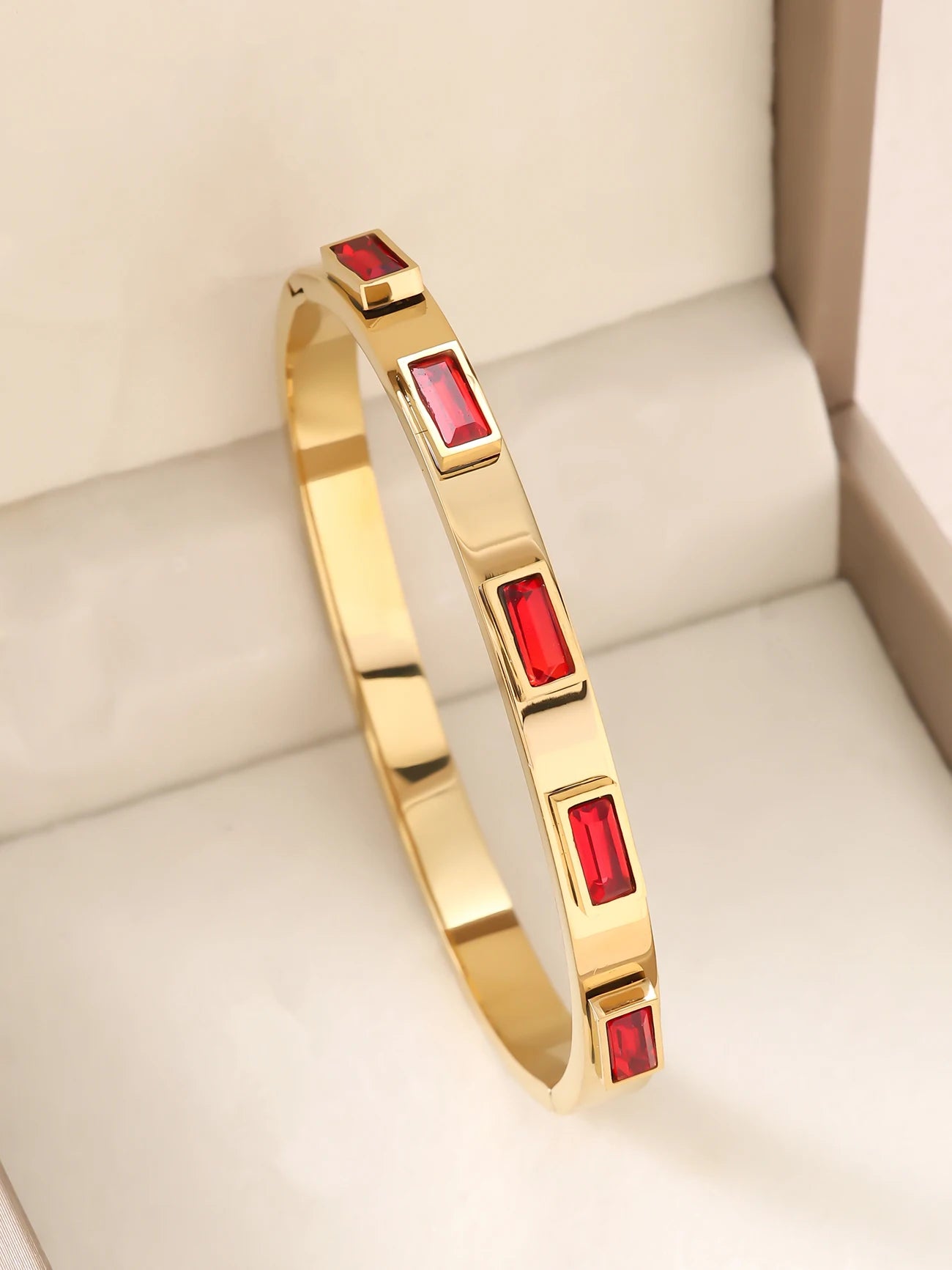 1 Stück 18K vergoldetes stapelbares Edelstahlarmband mit Kette und Kleeblatt-Design, Modischer Stil für Damen, Geeignet für Freizeit
