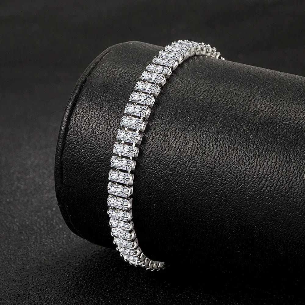 Armband aus 925er Sterlingsilber, elegant, Zirkonia-Kristall, Modeschmuck für Frauen, Verlobung, Hochzeit, Glamour-Schmuck, 18 cm