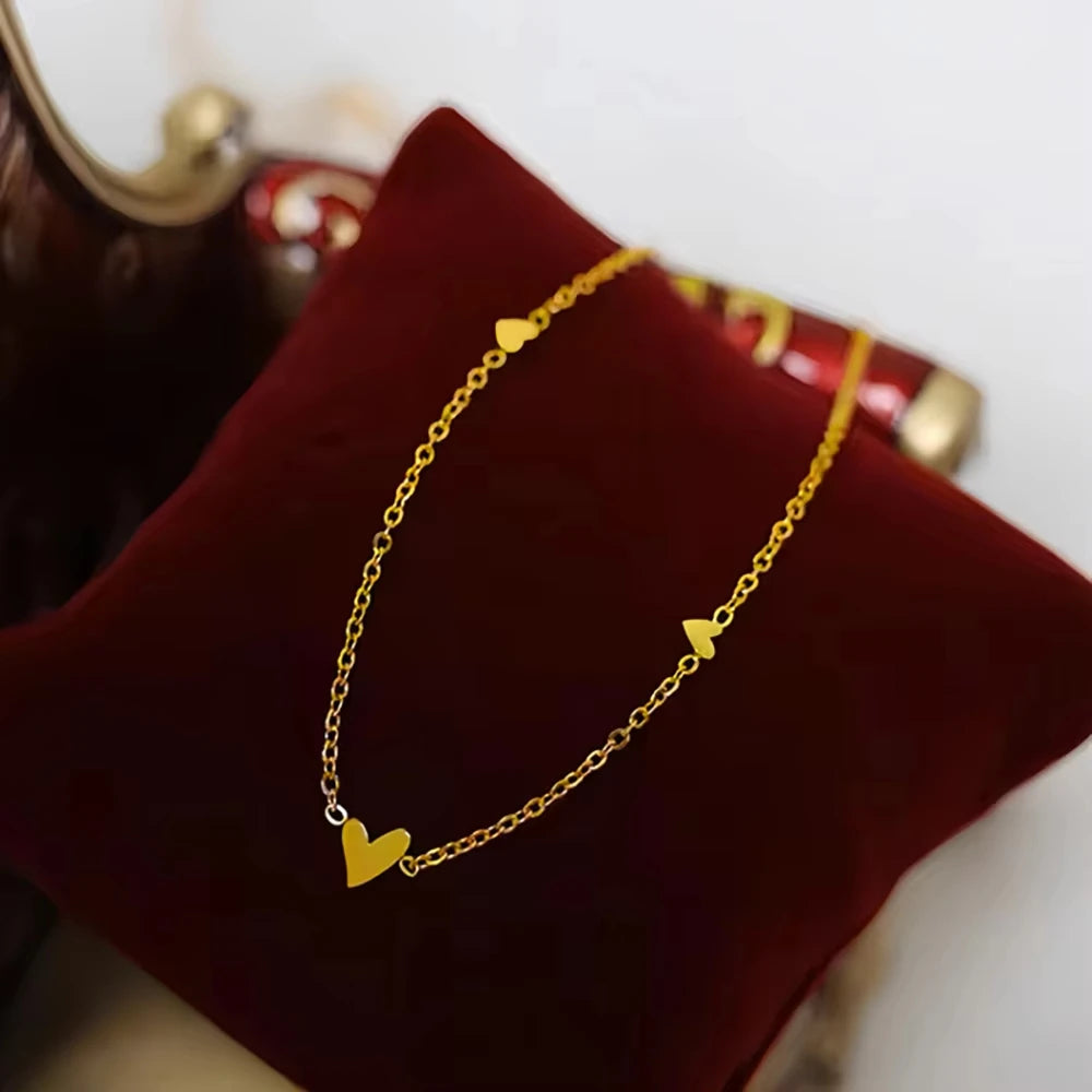 Mode 316L Edelstahl Herz-Armband für Frauen Kleine vergoldete Schlüsselbeinkette Mädchen Hochzeit Party Charm Schmuck Geschenk