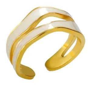 Großhandel High-End wasserdicht dreidimensionaler M-Buchstabe hohler Edelstahl Fingerring trendig für Damen personalisierbarer Schmuck