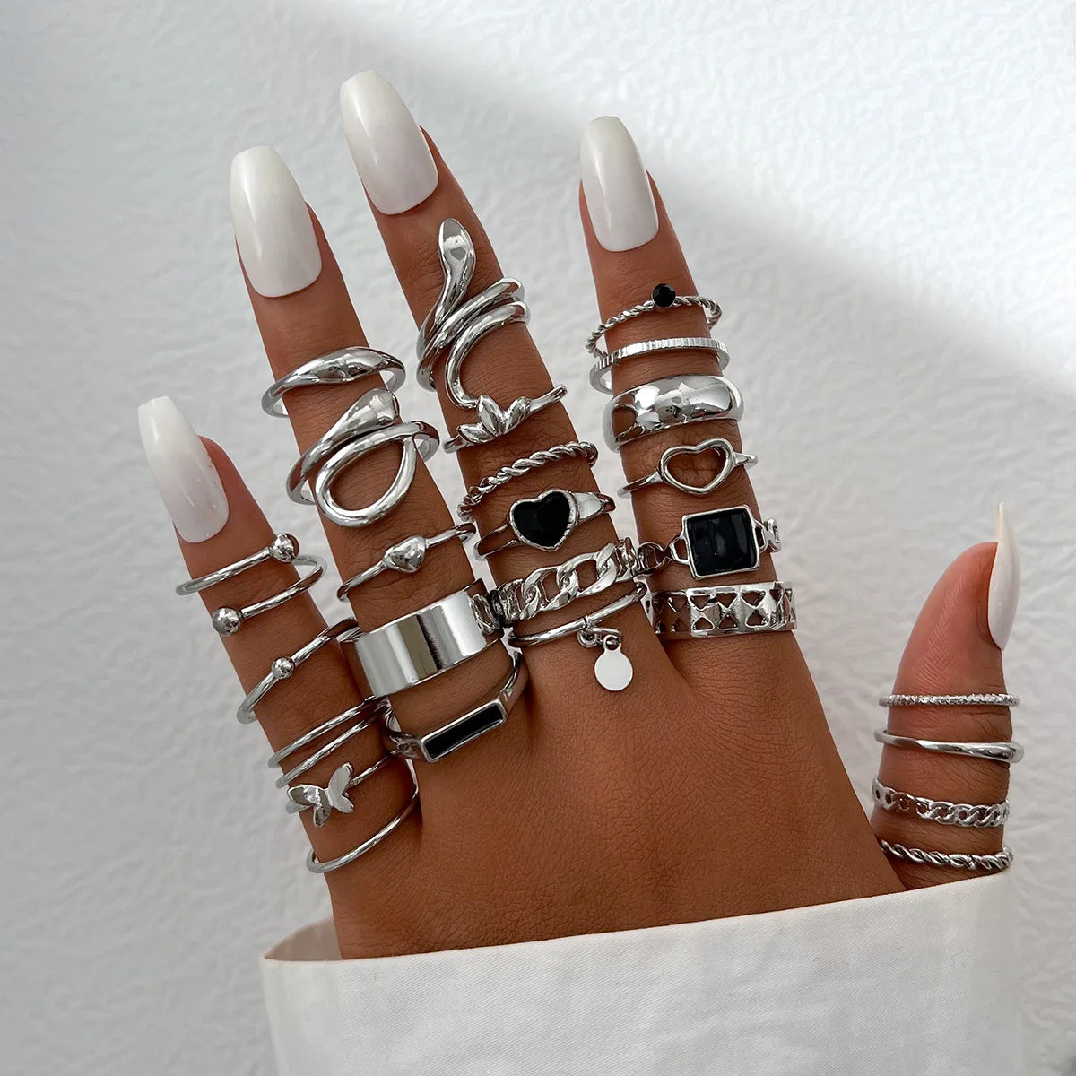 Vintage Irreguläres Ring-Set für Frauen Böhmische Goldfarbe Schmetterling Schlange Herz Geometrische Ringe Retro Boho Mode Schmuck Geschenk