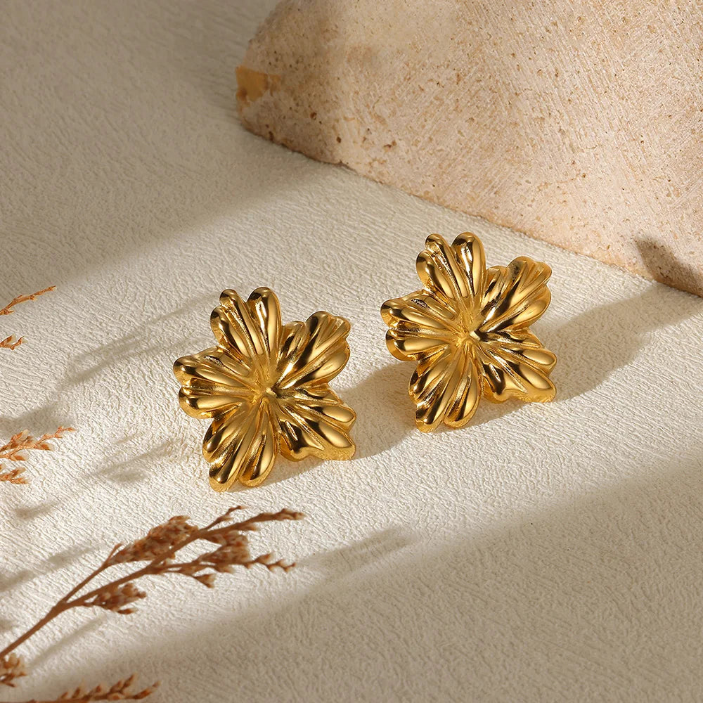 Pendientes de acero inoxidable con flor geométrica para mujer, aretes dulces con forma de girasol, chapados en oro, joyería para perforación de orejas, accesorios de boda, regalos