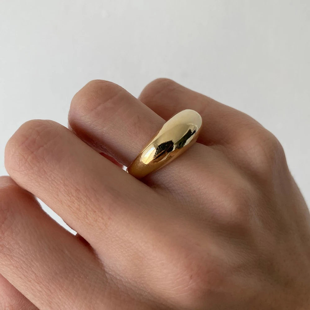 COLALA Wasserdichte, modische, schlichte Edelstahlringe für Frauen, Bogenringe Schmuck, nicht verblassend, geometrischer Ring Größe 5 6 7 8