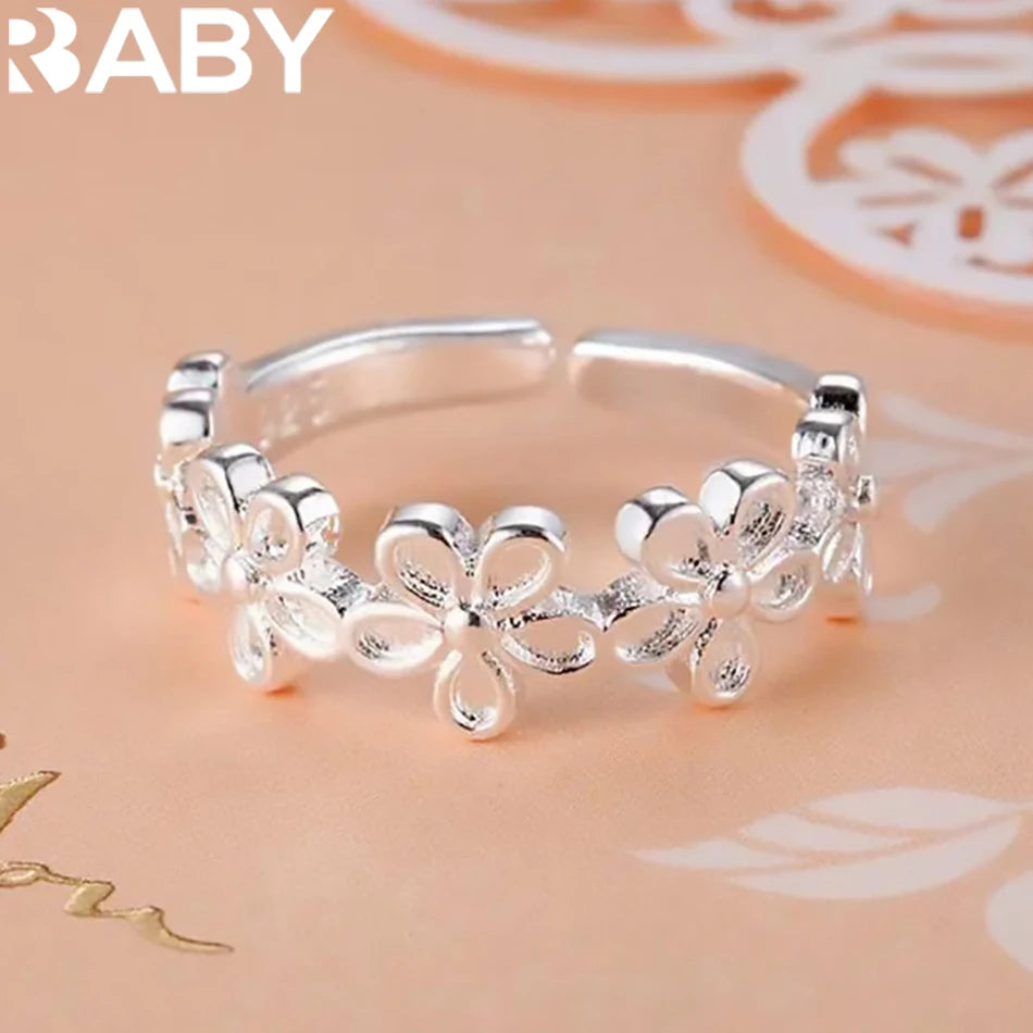 Heiße neue Charms 925 Sterlingsilber Blumenringe für Frauen verstellbar Elegant Mode Hochzeit Party Weihnachtsgeschenke Charm Schmuck