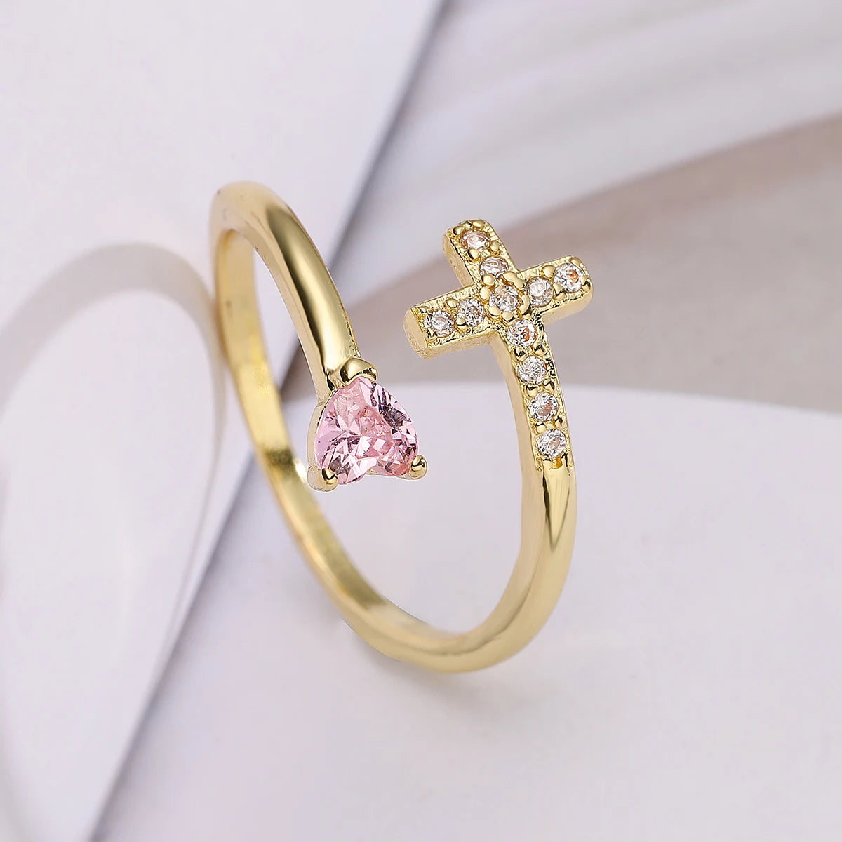 NEWBUY 2026 Neue Mode Klare Glänzende CZ Zirkon Kreuz Böser Blick Ringe für Frauen Mädchen Finger Zubehör Party Schmuck Geschenk