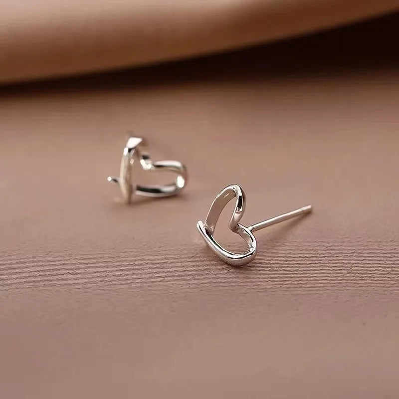 S925er Silber Herzförmige Hohl-Ohrringe für Damen, schlicht, leicht, luxuriös, edel, herzförmig Ins, High-End