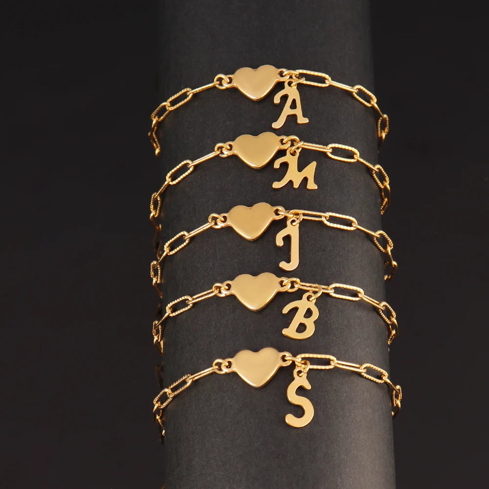 Edelstahl 26 Buchstaben Englisches Anfangsbuchstaben Herzarmband DIY personalisierte Namensarmbänder Damen Jubiläum Schmuck Geschenke