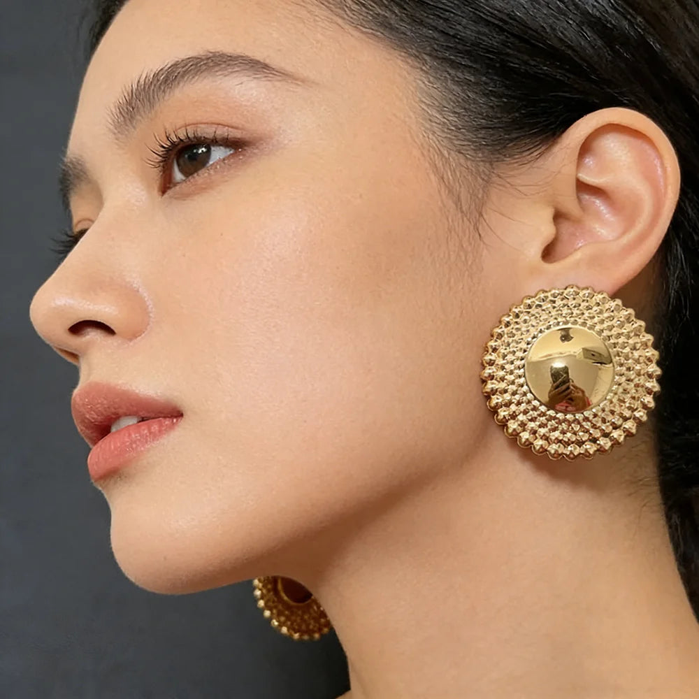 Vergoldete Ohrringe Schmuck für Damen Hochzeiten Design Kreis Clip Ohrringe für Dubai Verlobung Braut Luxus Creolen