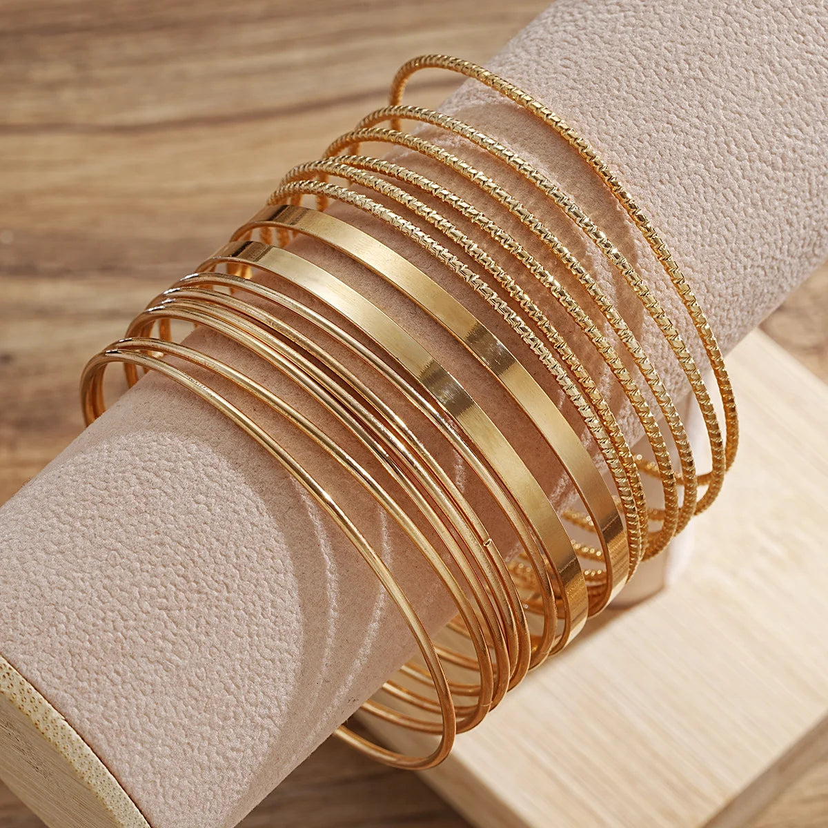 14-teiliges trendiges, übertriebenes Metallarmband-Set für Damen, Boho dickes Charm Curb Cuban Armband Armreifen Modeschmuck Geschenk 2024
