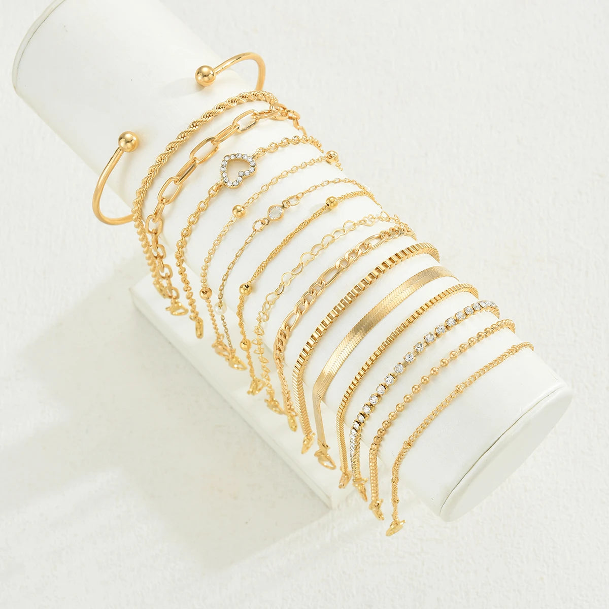 Mode Elegante Herz Zirkon Charm Armband Sets für Frauen Vintage Minimalistische Multi-Element Twist-Kette Metallarmbänder Schmuck