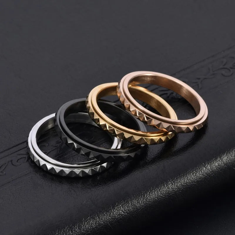 3mm dünner Edelstahl Pyramiden-Spinner-Ring Ehering für Frauen und Mädchen Größe 5-12
