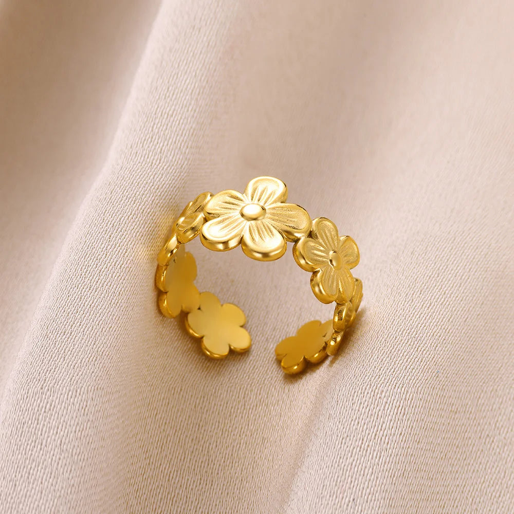 Edelstahl-Blumen-offene Ringe für Frauen Trend Hochzeit Herz Schmuck Goldfarbe Geometrischer hohler Ring Täglicher Accessoires Geschenk
