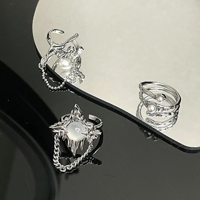 Vintage unregelmäßiger Perlen-Offener Ring für Frauen Männer Punk Gothic Silberfarbe Kristall Verstellbare Paarringe Y2K Egirl Schmuck Geschenke