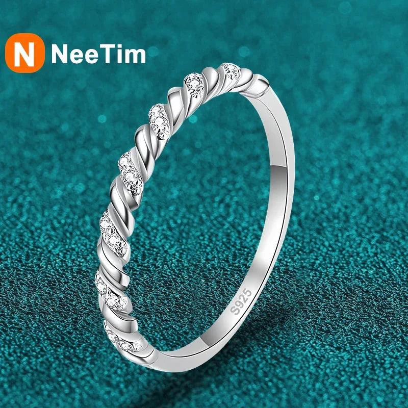 NeeTim Anillo completo de moissanita, plata de ley 925 con chapado en oro de 18K, diamante, compromiso, boda, banda nupcial, joyería para mujer