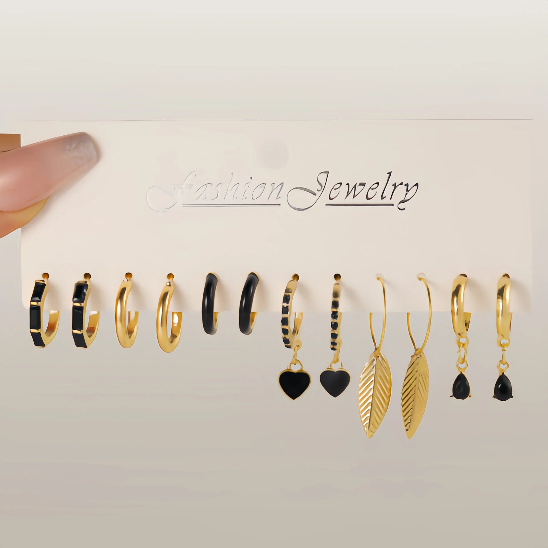 Einfaches 11-teiliges Set schwarze Herz-Blatt-Schmetterlings-Ohrringe für Damen, Mode, Temperament, Creolen, Urlaub, Hochzeit, Schmuckgeschenk