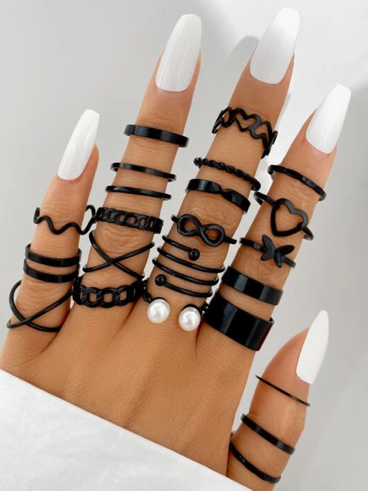 28tlg. Modischer Ring-Set für Damen, herzförmiges Design, geometrisches böhmisches Element, Akzentring, Alltag, Dating, Party Schmuck 2025