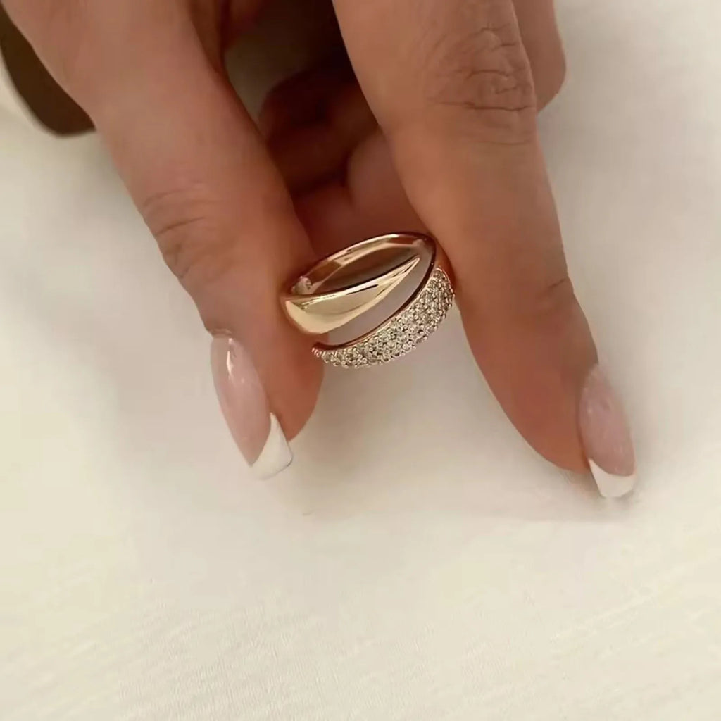 18 Karat vergoldete Sonnenringe für Damen, Naturstein eingelegt in hohlem Metallstruktur-Ring, Trendiger Schmuck