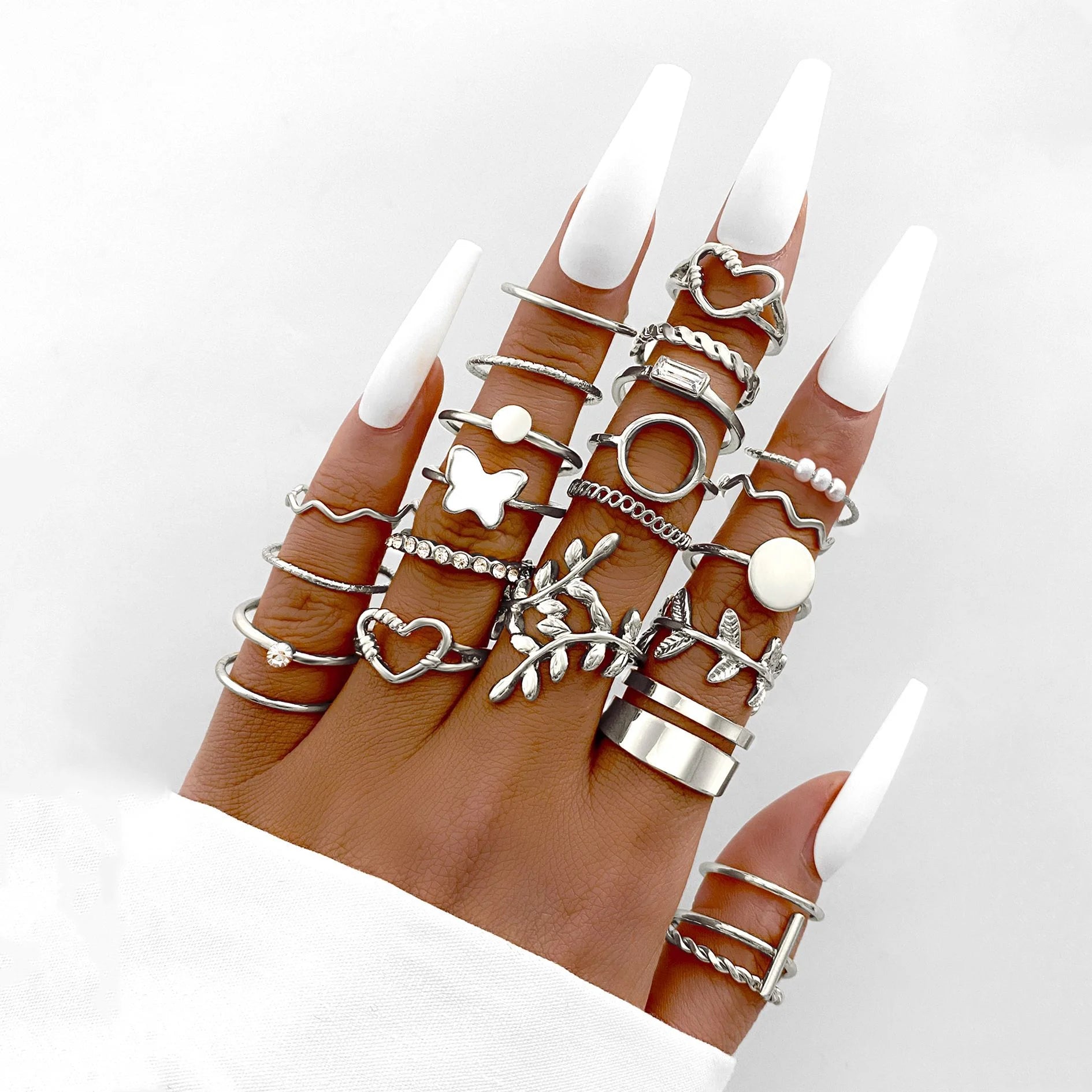 30 STÜCK Silberfarbenes Geometrisches Ring-Set für Damen Vintage Herz Auge Kreuz Sonne und Mond Blatt Anhänger Fingerring Weiblicher Boho Schmuck