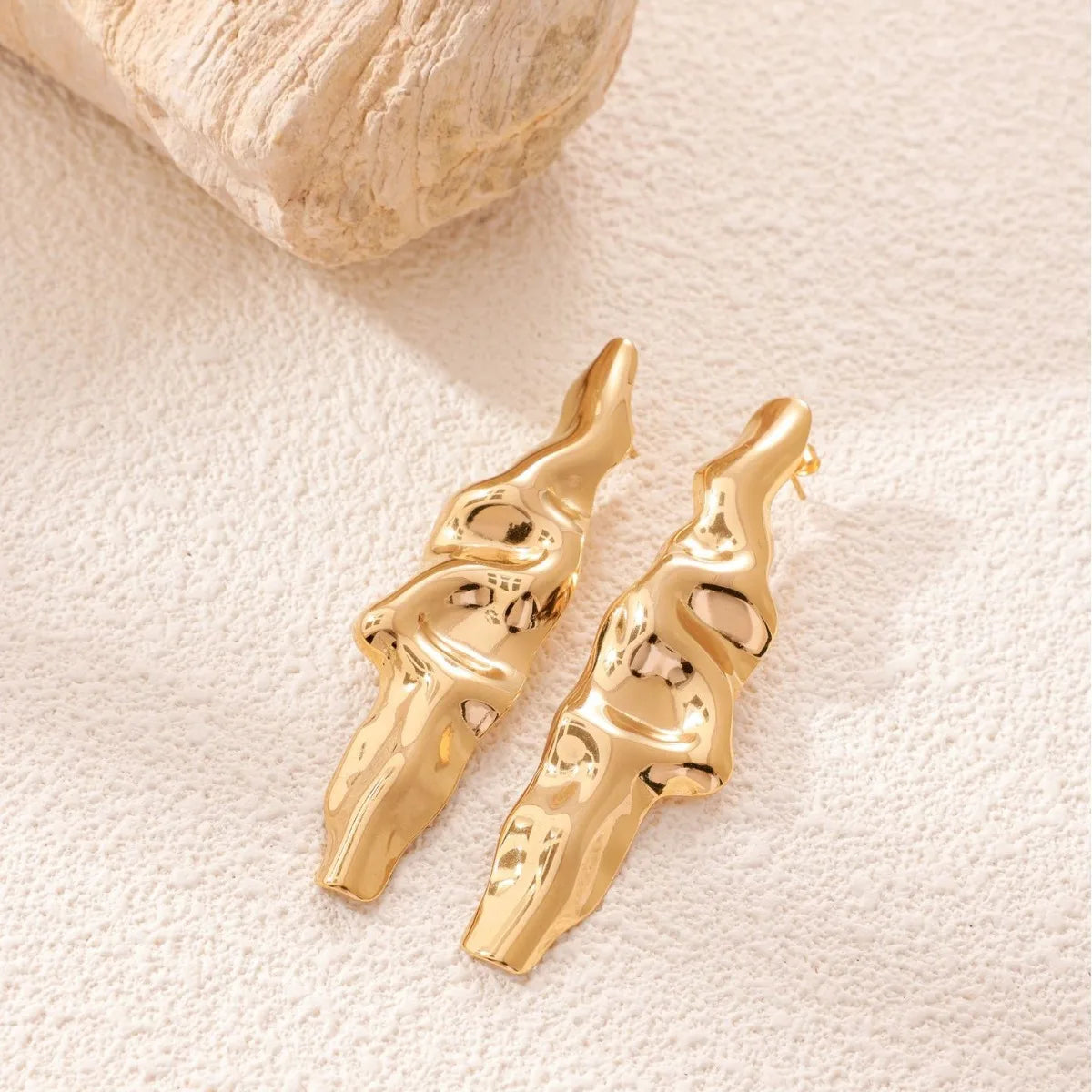 Minimalismus Persönlichkeit Metall Ohrhänger für Frauen Blatt Rund Wassertropfen Schmetterling Twist Metall Ohrringe Geometrie Schmuck