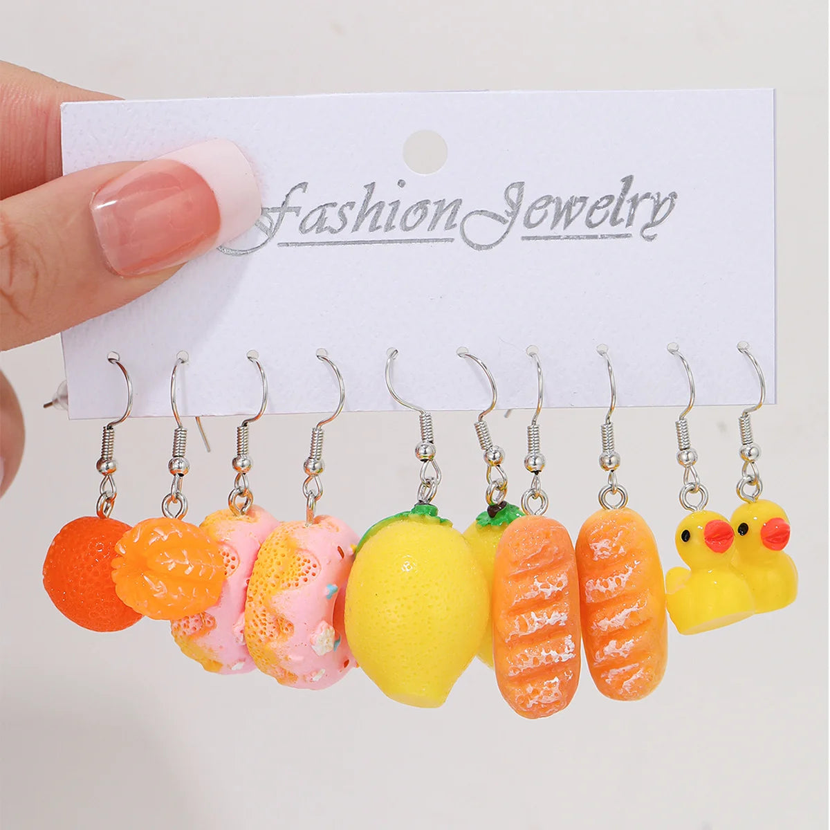 Mode Süße Fruchtgetränk Ohrringe Set für Damen Niedliche Cartoon Lebensmittel Eis Donut Lustige Harz Ohrringe Party Schmuck Geschenk Neu