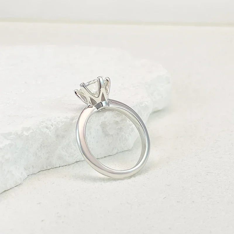 NeeTim 0,5-5ct Moissanit Ring für Frauen 925 Sterling Silber mit Weißgold überzogen Labor-Diamant Verlobung Ehering Schmuck