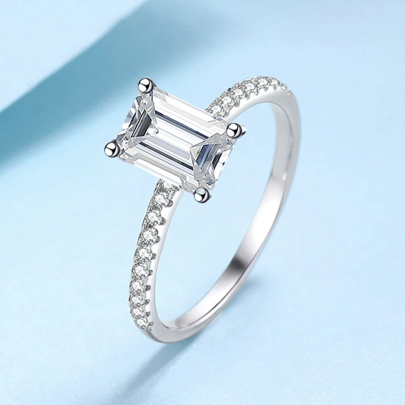 NeeTim 1CT 2CT Smaragd-Radiant-Cut Moissanit-Ring für Damen Verlobung Hochzeit Labor Diamant Sterling Silber 925 Ringe Schmuck
