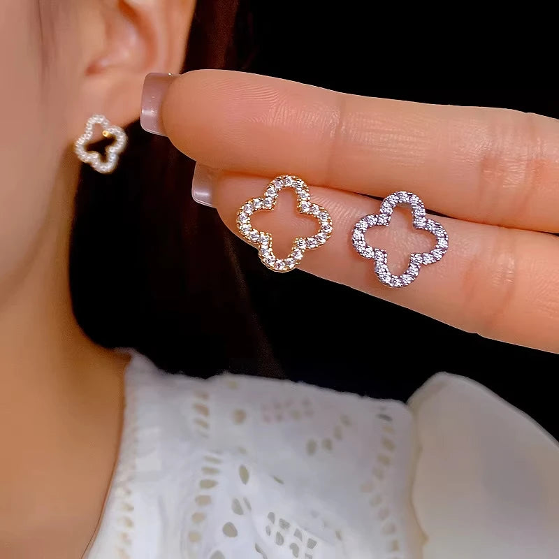 Neue Mode Blatt Hohle Zirkonia Ohrstecker für Frauen Elegante Nischen Triple Blumen Ohrringe Party Schmuck Geschenk