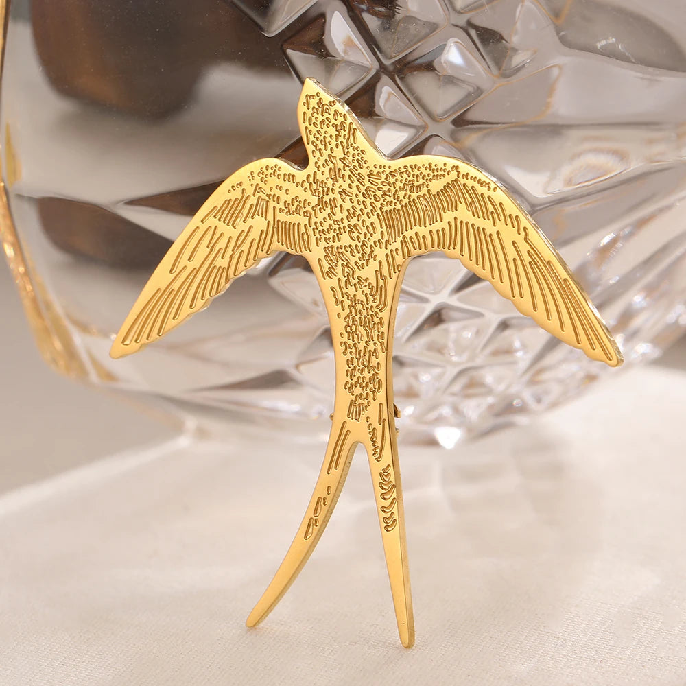 Aomogo Stainless Steel Broochs Fashion Personality Pin Designs Drawing Swallow Brooch For Women Jewelry Banquet Creative Gifts