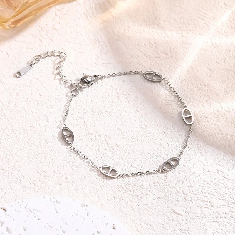 Modisches Titanstahl-Schwein-Nase Armband Vielseitiges Luxus-Design Paar-Handkette Stilvolles Accessoire für Alle Gelegenheiten
