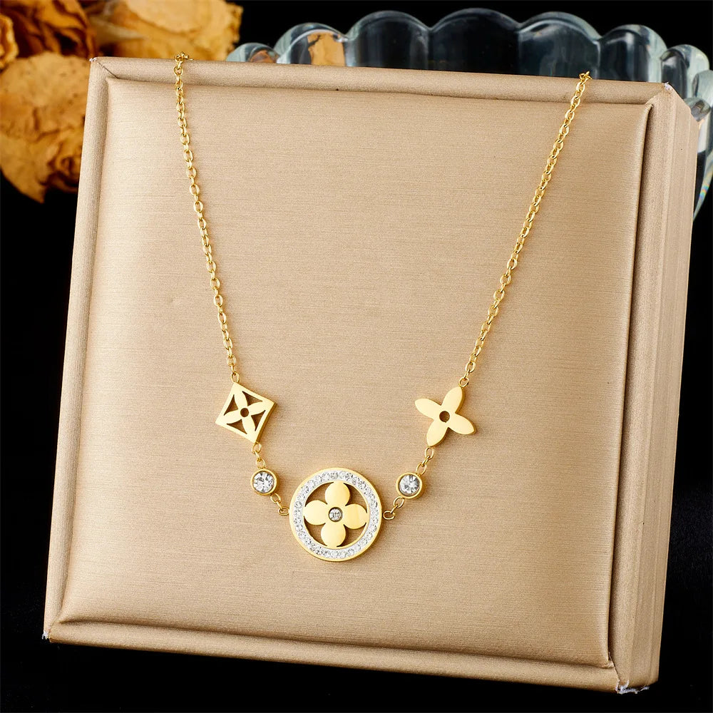 Pendientes de Trébol de Cuatro Hojas Redondos de Acero Inoxidable con Colgante, Sensación Premium de Temperamento Elegante, para Mujer