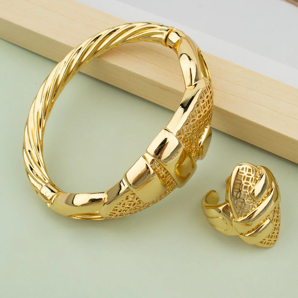 Armreif mit Ring für Frauen 18K vergoldetes Armband Schmuck Nigerianische Hochzeitsfeier Geschenk Dubai hohles Design Armband