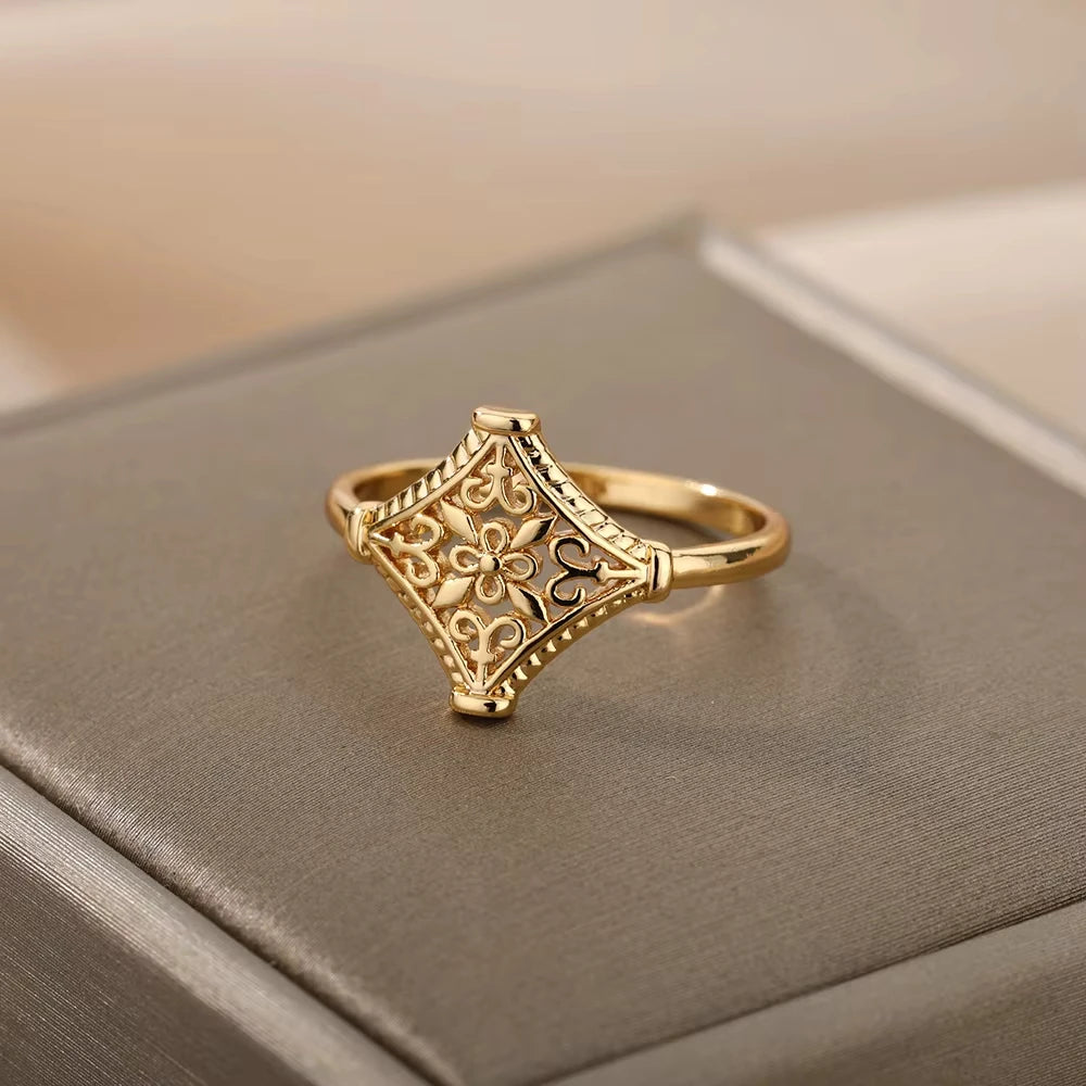 Vintage hohle Blumenringe für Frauen Männer Edelstahl Goldfarbe Ring Ästhetische Hochzeit Paarringe Boho Schmuckgeschenk
