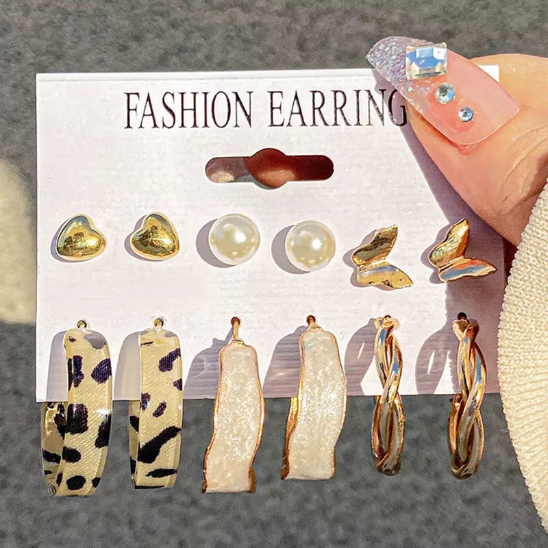 Modische geometrische Creolen Set für Damen Vintage Böhmische Perle Goldfarbe Runde Ohrringe Punk Alltagsschmuck Geschenke 2025
