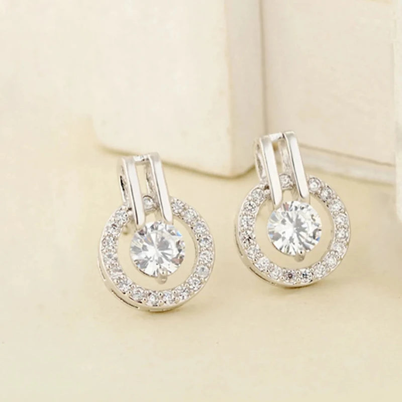 Exquisitos Pendientes Redondos de Circonita Chic a la Moda, Informales, Variados, de Nicho, de Alta Gama, Accesorios Elegantes en Venta