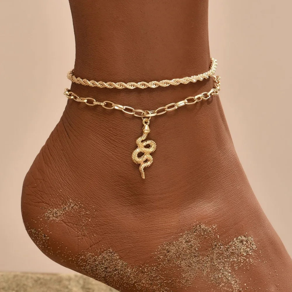 Neues Sommer Muschel Fußkettchen Set für Damen Pailletten Strand Fußkette Goldfarbene Bein Kette am Fuß Weiblicher Böhmischer Schmuck