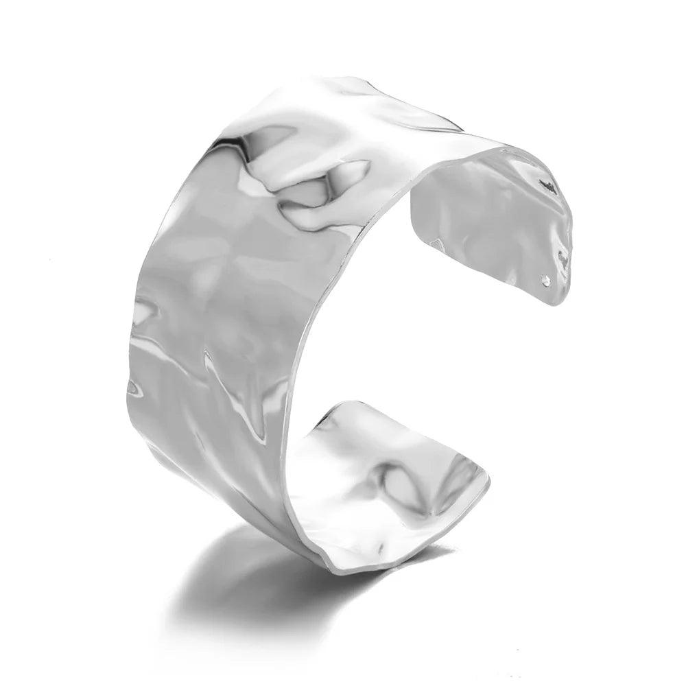 Exquisites klassisches Armband mit Wellenmuster für Damen, Manschettenarmband, goldfarben, Edelstahl, Handschmuck-Geschenk