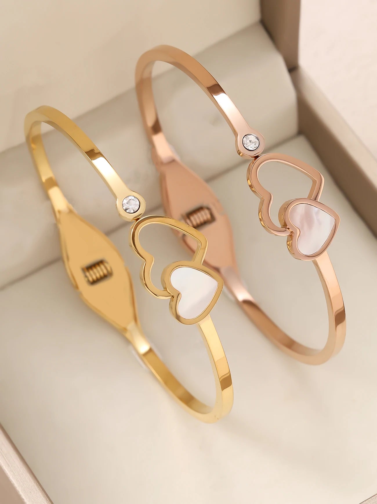 1 Stück/Set Damen Hochzeitsschmuck Party Feiertag Valentinstag Geschenk Edelstahl Armband 18K vergoldet Armband