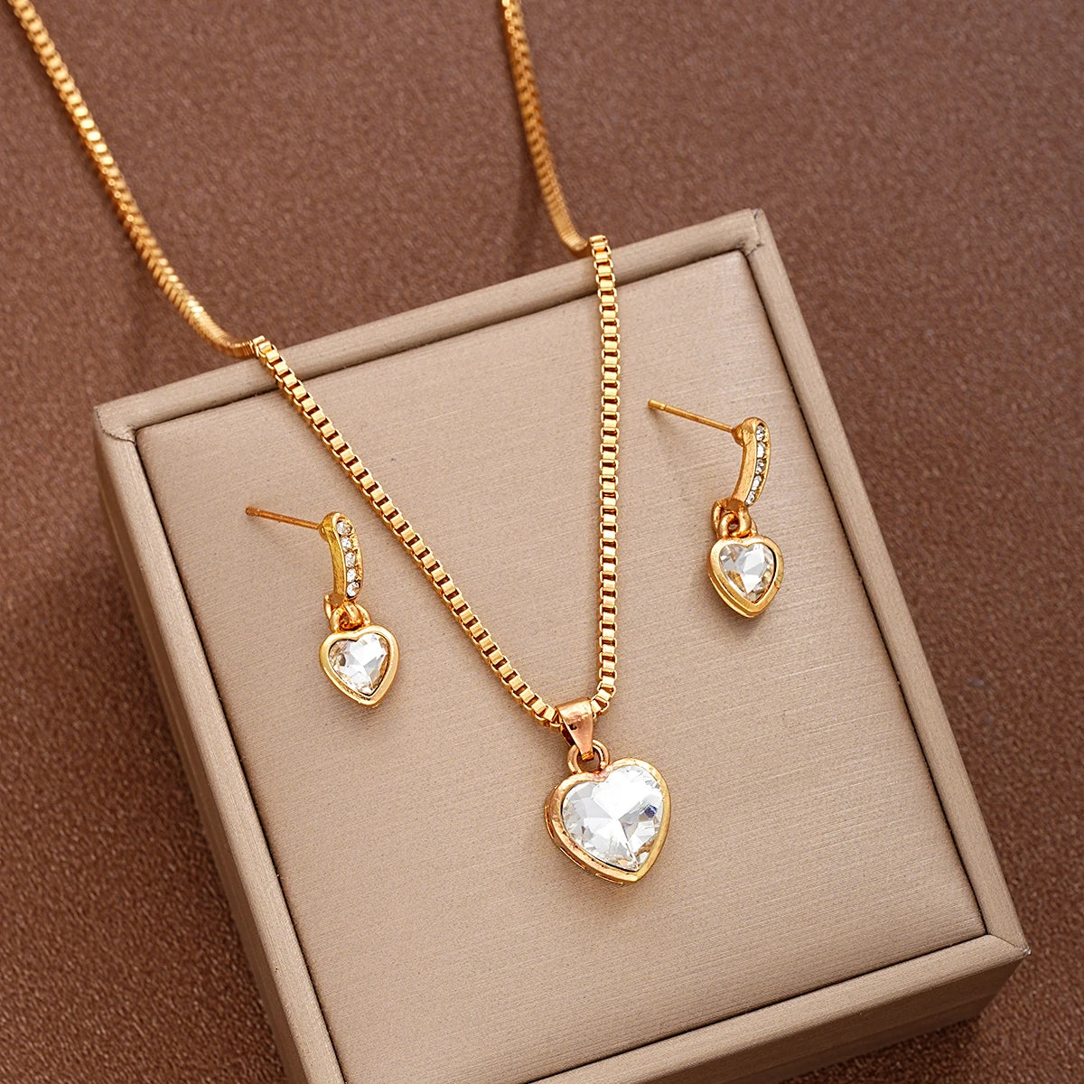 3-teiliges Herzanhänger-Schmuckset aus Ohrringen, Anhänger und Halskette für Damen, exquisites Mode-Strass-Doppelherz-Schmuckset, Geschenk