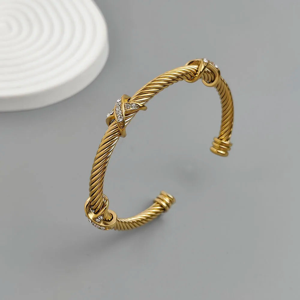 Original Design Edelstahl Drahtkreuz Zirkon Edelstahl Damenarmband, wasserdicht und rostfrei, Partnerarmband