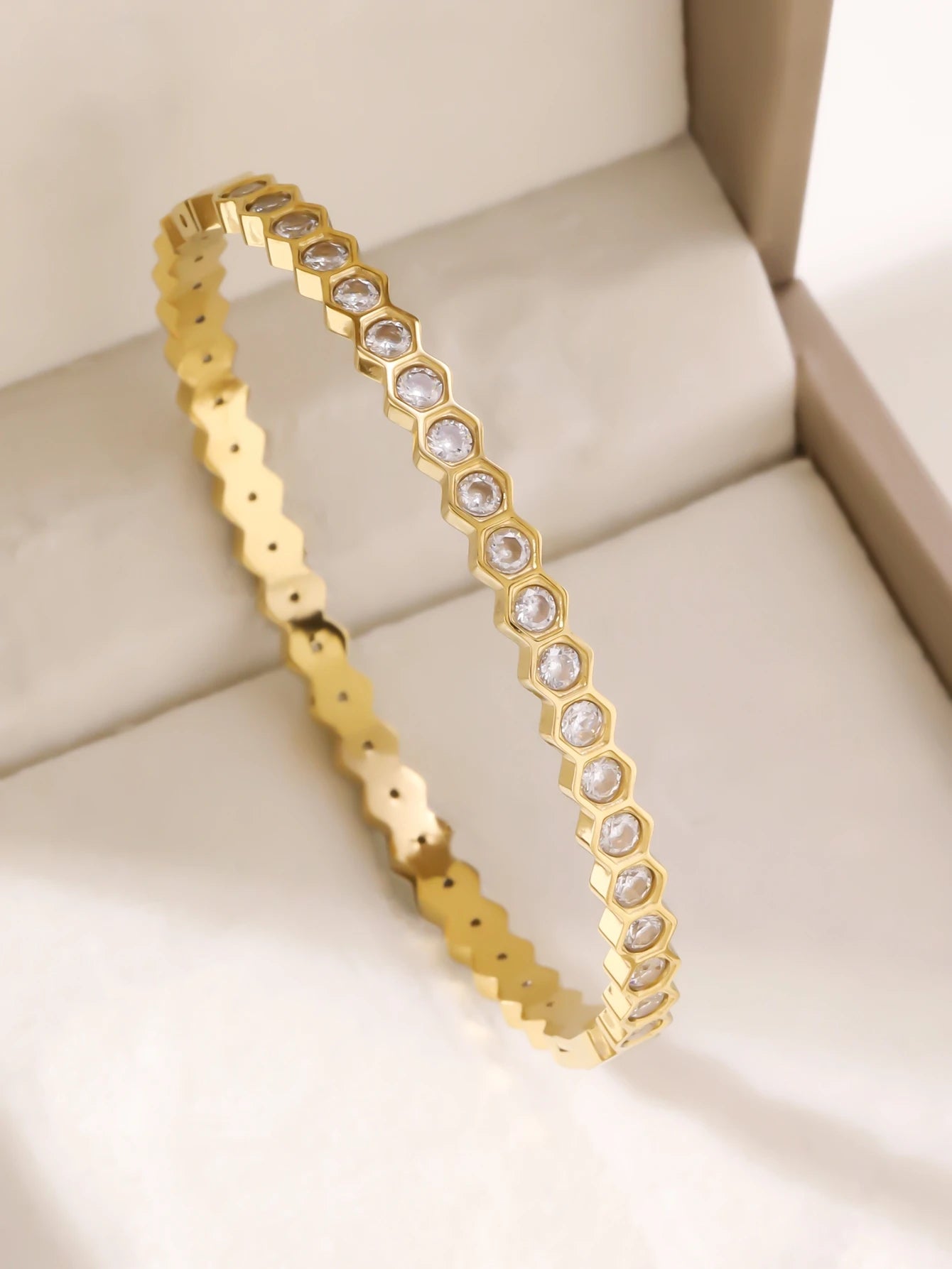 1 Stück/Set Damen Hochzeitsschmuck Party Feiertag Valentinstag Geschenk Edelstahl Armband 18K vergoldet Armband