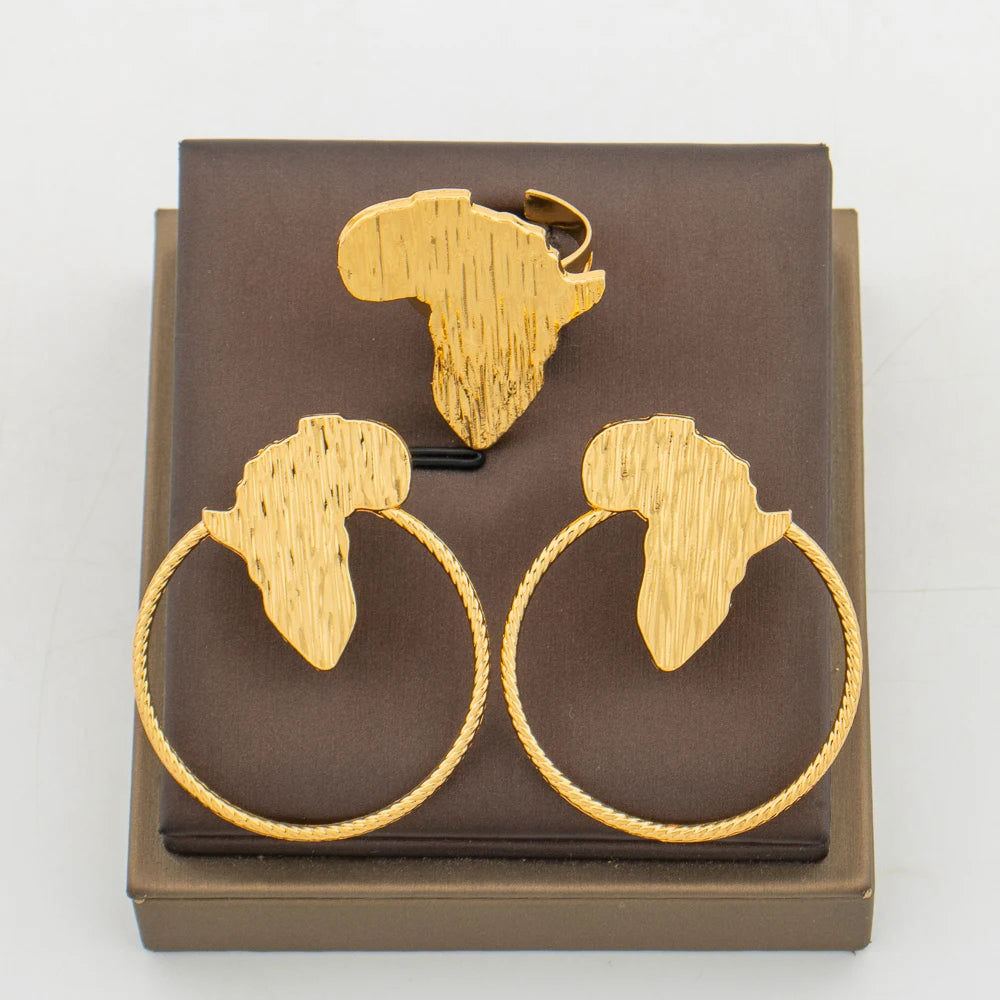 Afrikanische goldfarbene Ohrringe Ring Schmuckset für Frauen Kupferlegierung Clip-Ohrringe und Fingerring 2er-Set Hochzeiten Alltagskleidung
