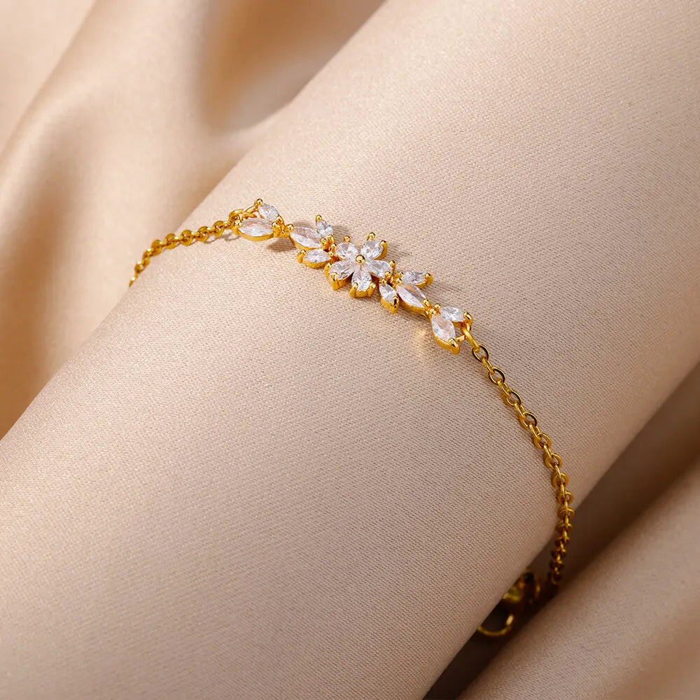 Elegantes Zirkon-Blumenarmband für Damen, Mädchen, Charm, goldfarben, Edelstahl, Pflanzenarmbänder, Luxus-Designer-Schmuckgeschenke