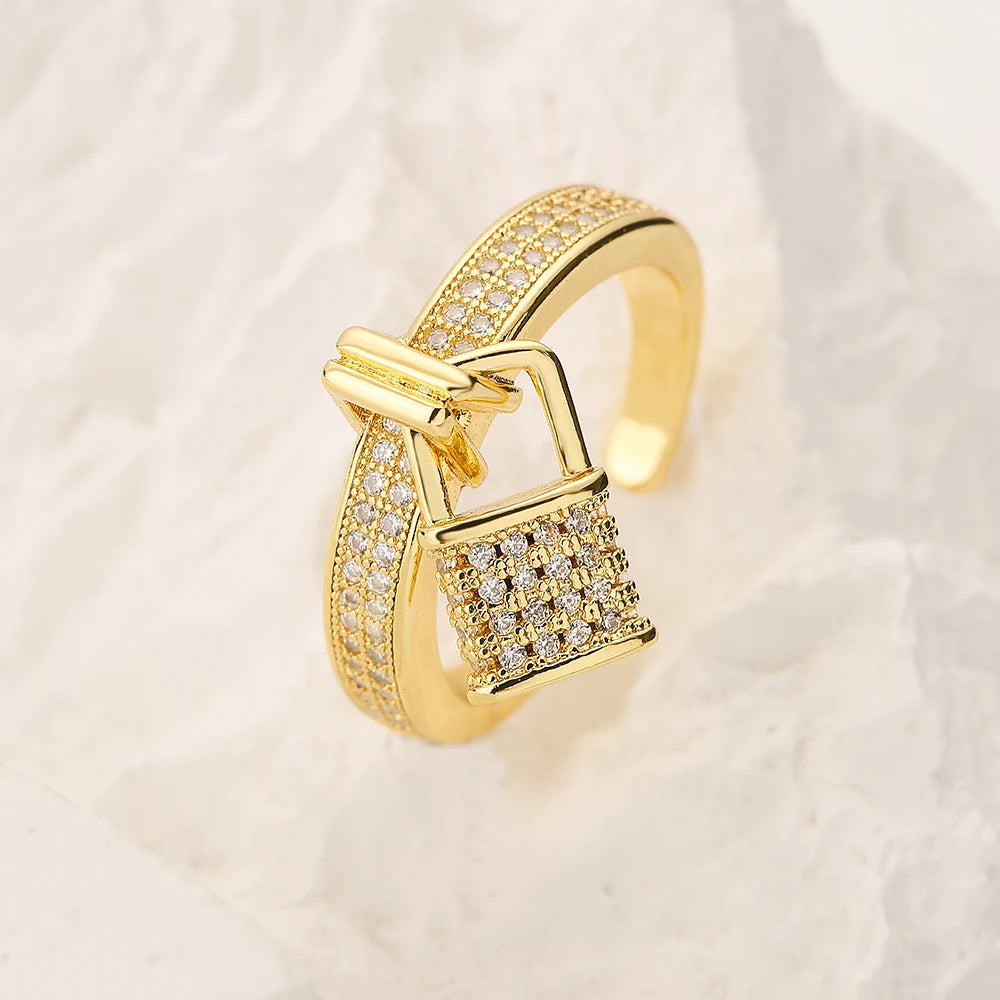 NEWBUY Einzigartiges Design Herzschloss Liebes-Offenringe Für Frauen Mädchen Goldfarbe Hochwertiger Verlobungsschmuck Femme Bijoux